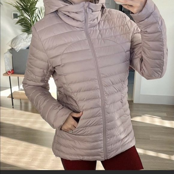 Lululemon Pack it Down Jacket - Picture 3 of 5